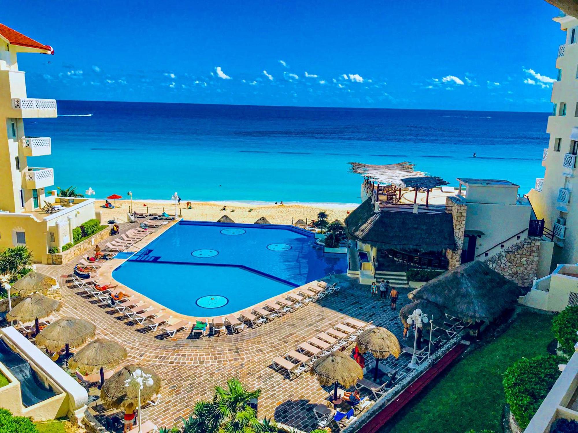 Bof Apartments Cancún Extérieur photo
