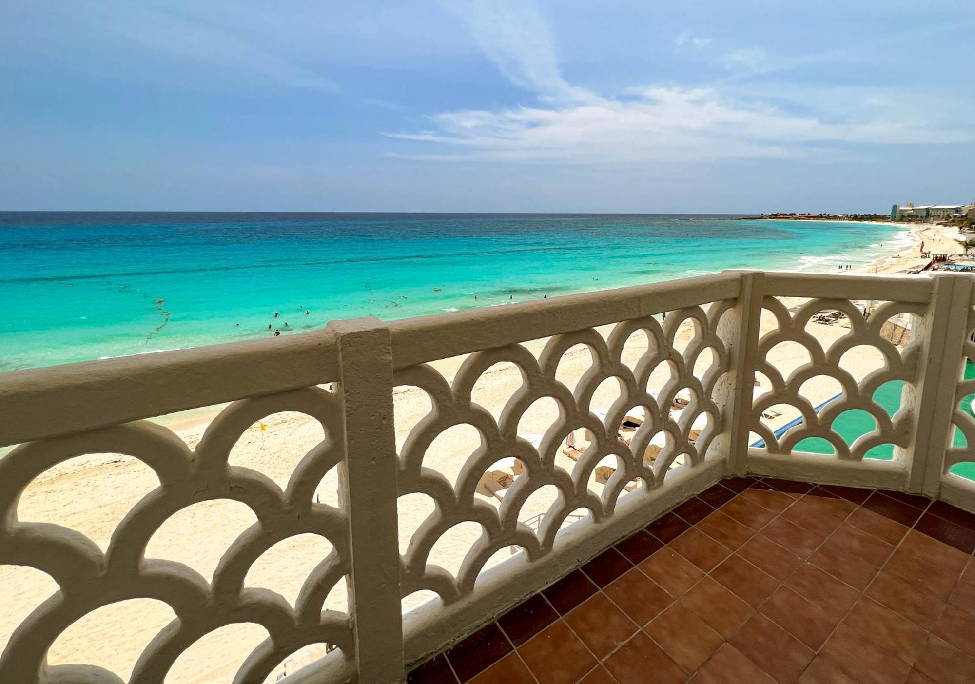 Bof Apartments Cancún Extérieur photo