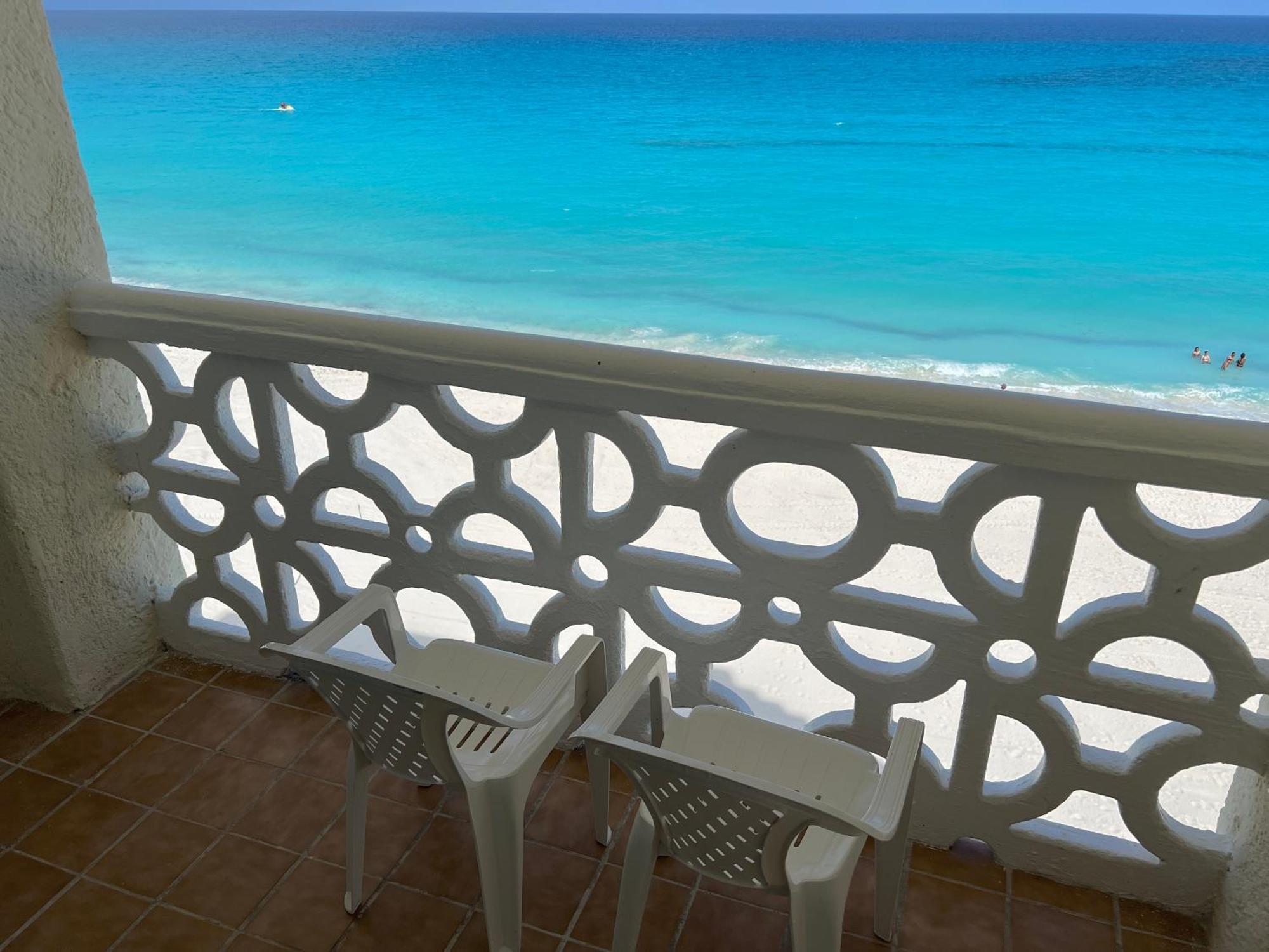 Bof Apartments Cancún Extérieur photo